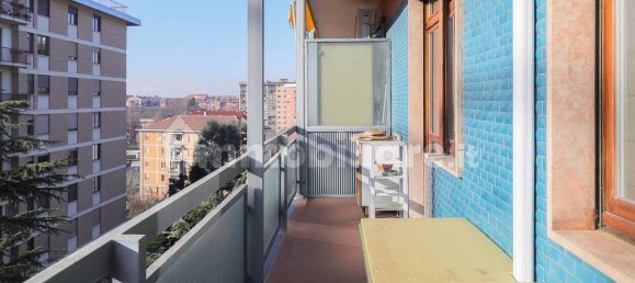 3 bedrooms Apartment in Turin, Italy No. 58346 15