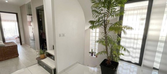 6 Schlafzimmer Haus in Pontault-Combault, France, Nr. 187665 4