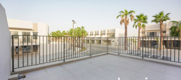 Adosado de 4 dormitorios en Mohammed Bin Rashid City, UAE No. 26505 3