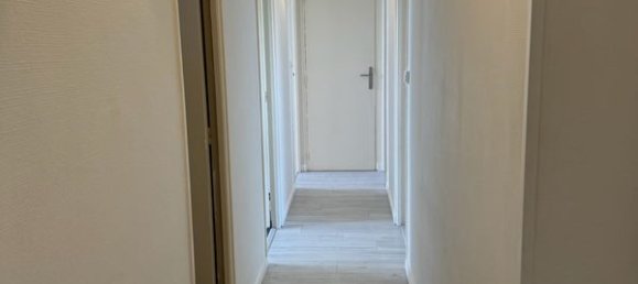 3 rooms Apartment in Troyes, France No. 46456 3