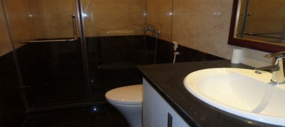 3 bedrooms Apartment in Hai Ba Trung, Vietnam No. 5570 11