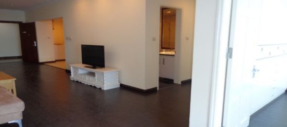 3 bedrooms Apartment in Hai Ba Trung, Vietnam No. 5570 10