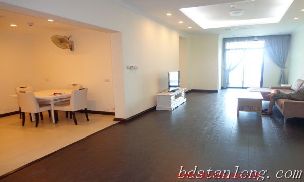 3 bedrooms Apartment in Hai Ba Trung, Vietnam No. 5570