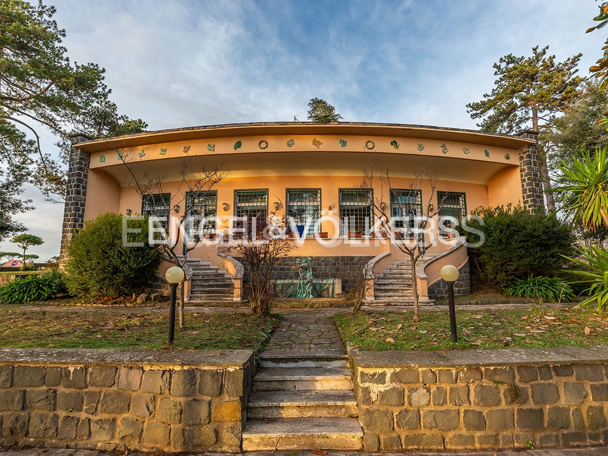 Villa de 6 dormitorios en Velletri, Italy No. 64732