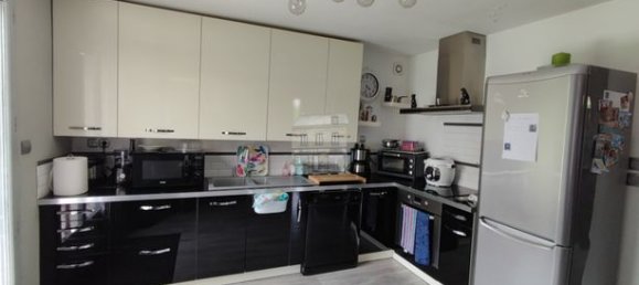 4 bedrooms House in Brionne, France No. 313570 3