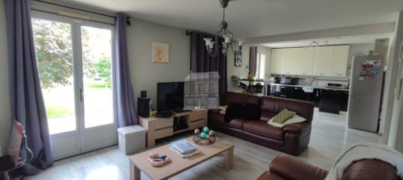 4 bedrooms House in Brionne, France No. 313570 4