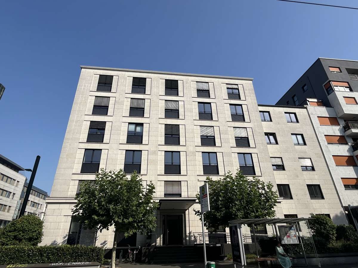 Здание 110м² в Дюссельдорф, Германия № 286375