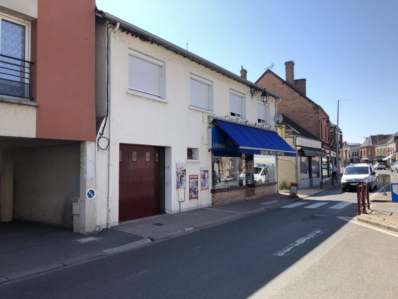 2 bedrooms Building in Salbris, France No. 274035