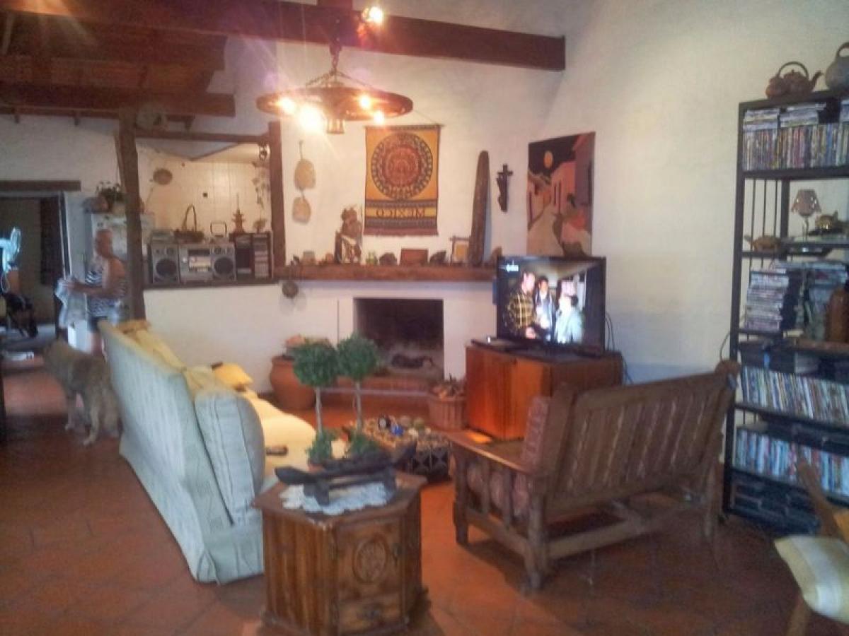 5 bedrooms House in Mar del Plata, Argentina No. 78036