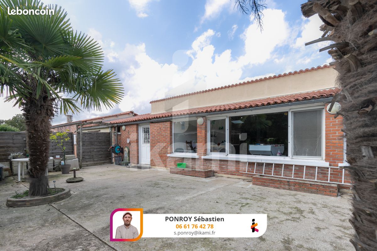  Castillos de 8 dormitorios en Mareuil-sur-Cher, France No. 55182