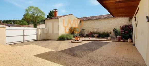 4 Schlafzimmer Haus in Charente-Maritime, France, Nr. 338872 4