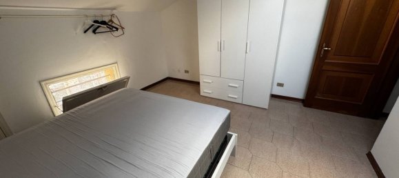 2-salle Appartement à Mirandola, Italy No. 295661 6