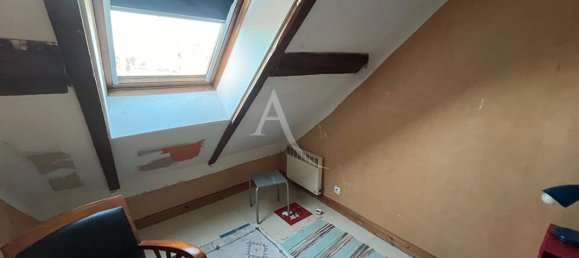 2 Schlafzimmer Haus in Chateau-Renault, France, Nr. 44996 7