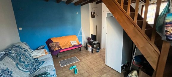 2 Schlafzimmer Haus in Chateau-Renault, France, Nr. 44996 4