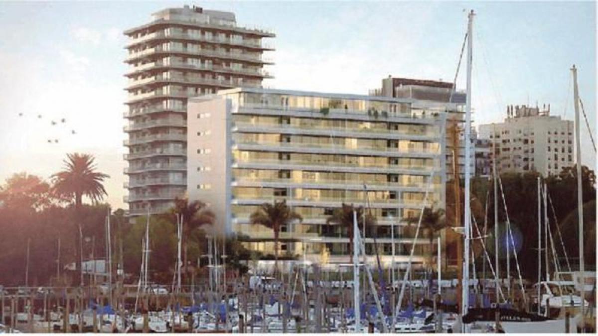 4 bedrooms Apartment in Vicente Lopez, Argentina No. 597