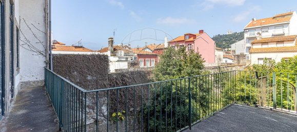 Здание с 9 спальнями в Виана ду Каштелу, Португалия № 128590 32