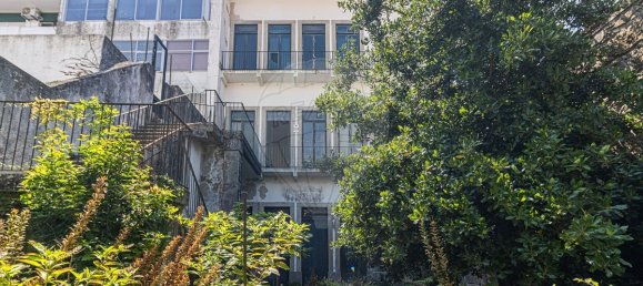 Здание с 9 спальнями в Виана ду Каштелу, Португалия № 128590 25