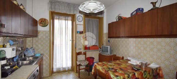 5غرفة شقة في Ivrea, Italy رقم 160761 3