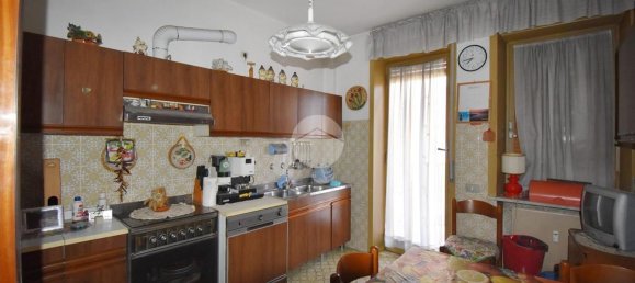 5غرفة شقة في Ivrea, Italy رقم 160761 4