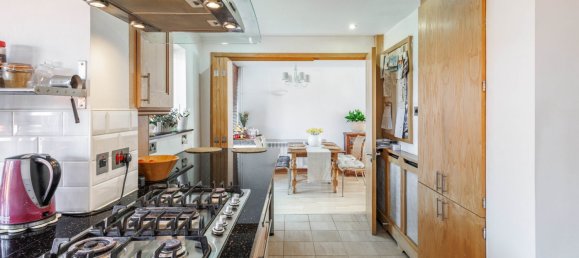 3 bedrooms House in Bristol, United Kingdom No. 1918 6