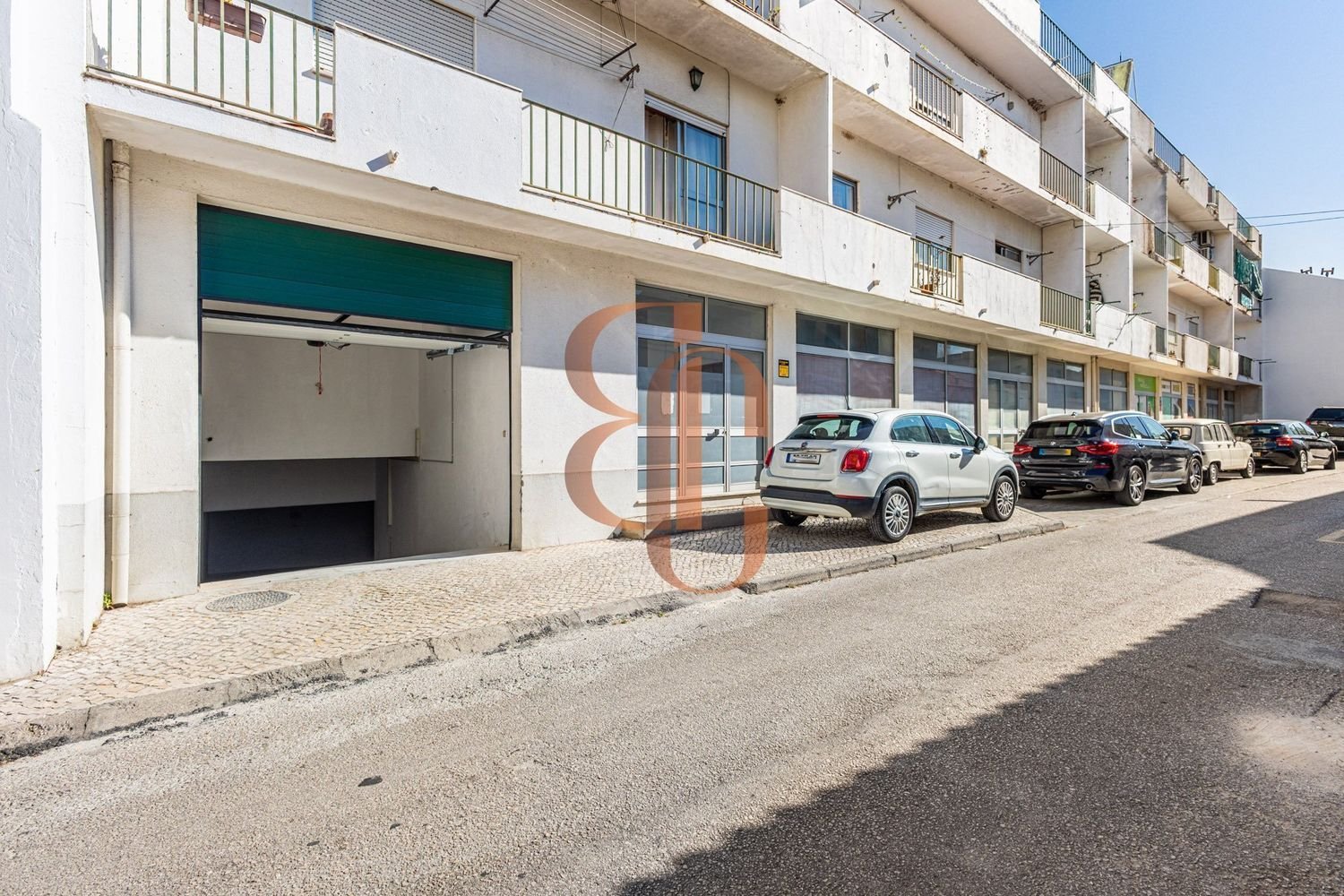  Garage in Vila do Conde, Portugal No. 242666