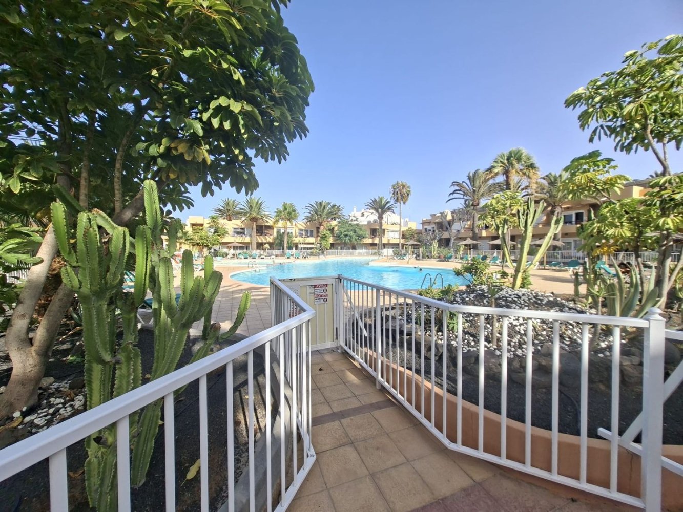 48m² Commercial property in La Oliva, Spain No. 171557