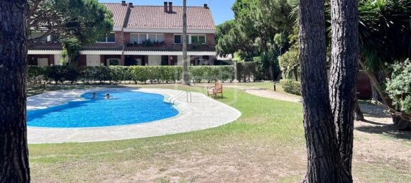 Таунхаус с 4 спальнями в Гава, Испания № 14894 8