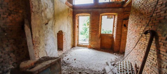 12 rooms Villa in Foglizzo, Italy No. 5149 27