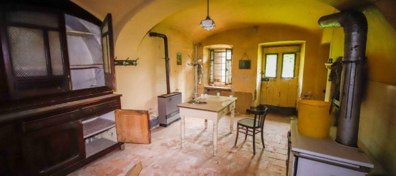 12 rooms Villa in Foglizzo, Italy No. 5149 19