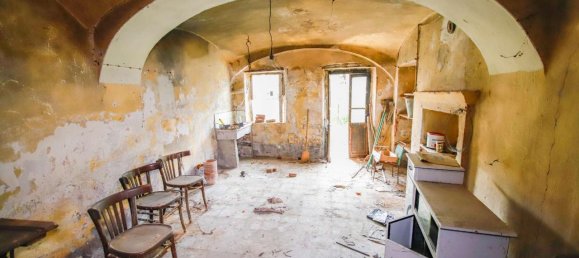 12 rooms Villa in Foglizzo, Italy No. 5149 15