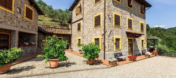 10-Zimmer Haus in Pescaglia, Italy, Nr. 158851 2