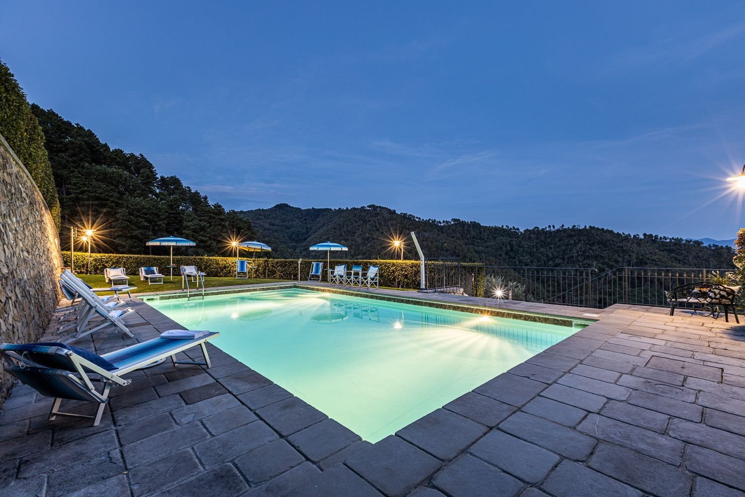 10-Zimmer Haus in Pescaglia, Italy, Nr. 158851