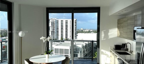 2 dormitorios propiedad comercial en alquiler en Miami, Miami-Dade, Florida, USA № 615569 9