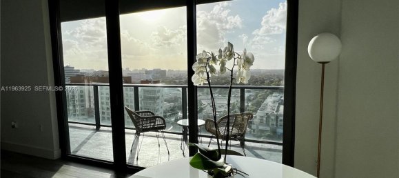 2 dormitorios propiedad comercial en alquiler en Miami, Miami-Dade, Florida, USA № 615569 11