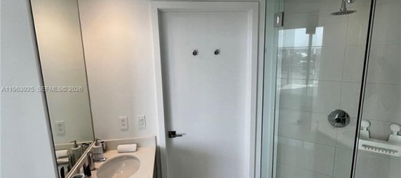 2 dormitorios propiedad comercial en alquiler en Miami, Miami-Dade, Florida, USA № 615569 18