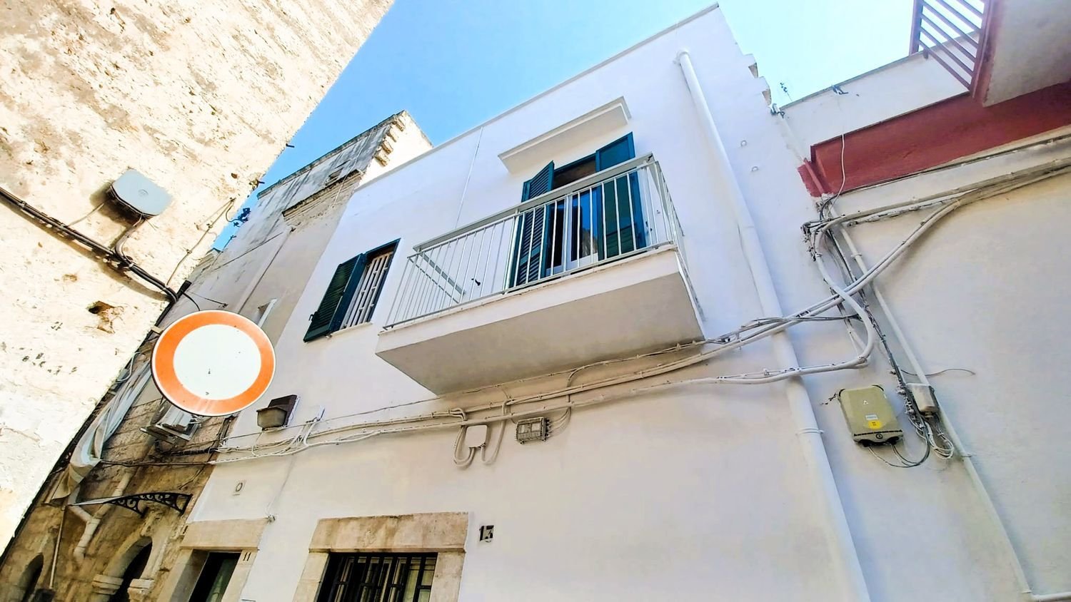 Casa de 3 dormitorios en Triggiano, Italy No. 377955