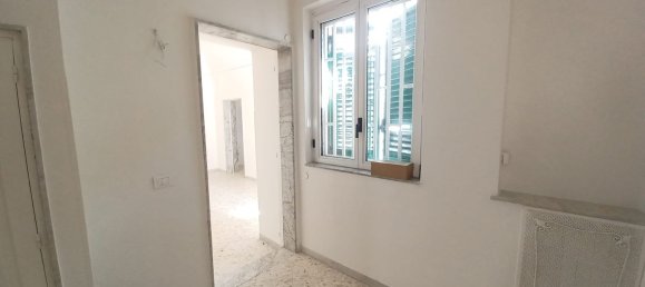 3 bedrooms House in Triggiano, Italy No. 377955 11