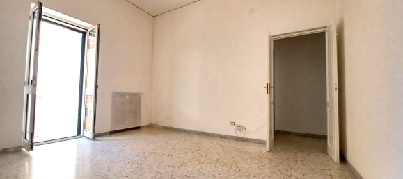 3 bedrooms House in Triggiano, Italy No. 377955 8