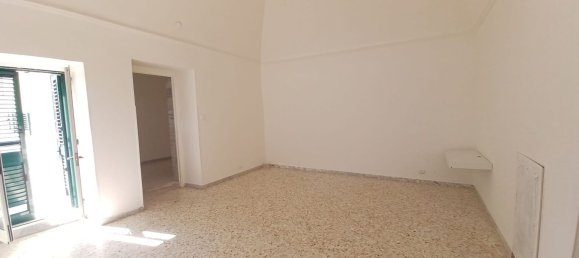 3 bedrooms House in Triggiano, Italy No. 377955 13