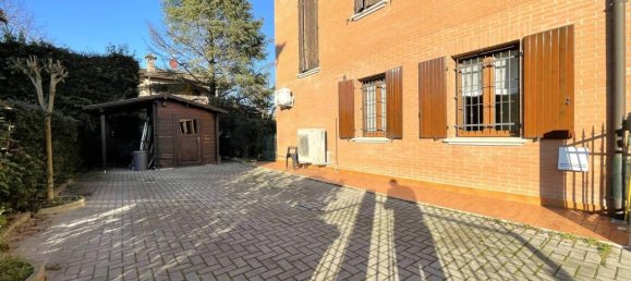 5-Zimmer Wohnung in Soliera, Italy, Nr. 36268 10