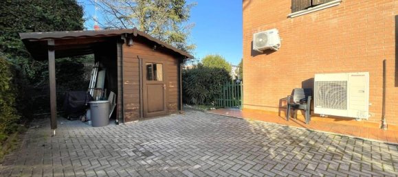 5-Zimmer Wohnung in Soliera, Italy, Nr. 36268 11