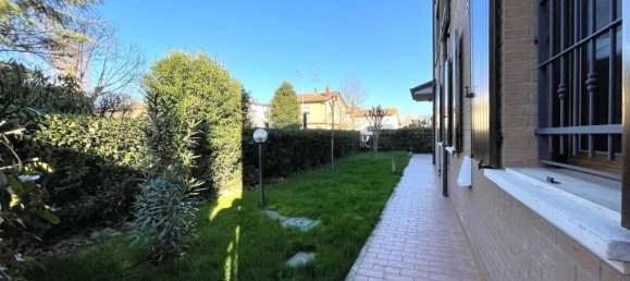 5-Zimmer Wohnung in Soliera, Italy, Nr. 36268 9