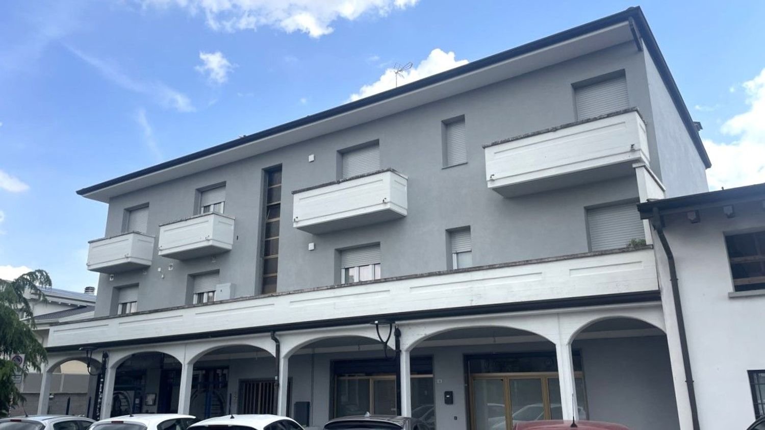 Квартира с 3 комнатами в Кастельковати, Италия № 290349