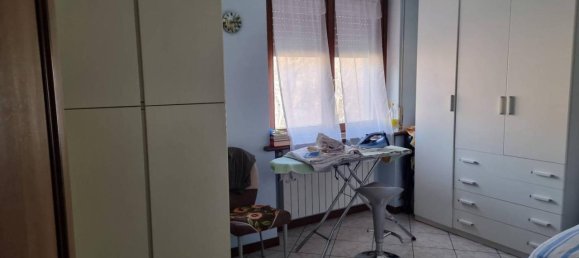 Квартира с 3 комнатами в Кремона, Италия № 70019 9