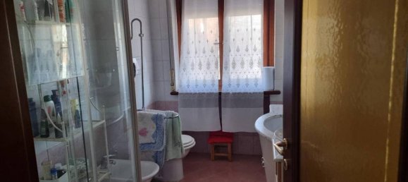 Квартира с 3 комнатами в Кремона, Италия № 70019 10