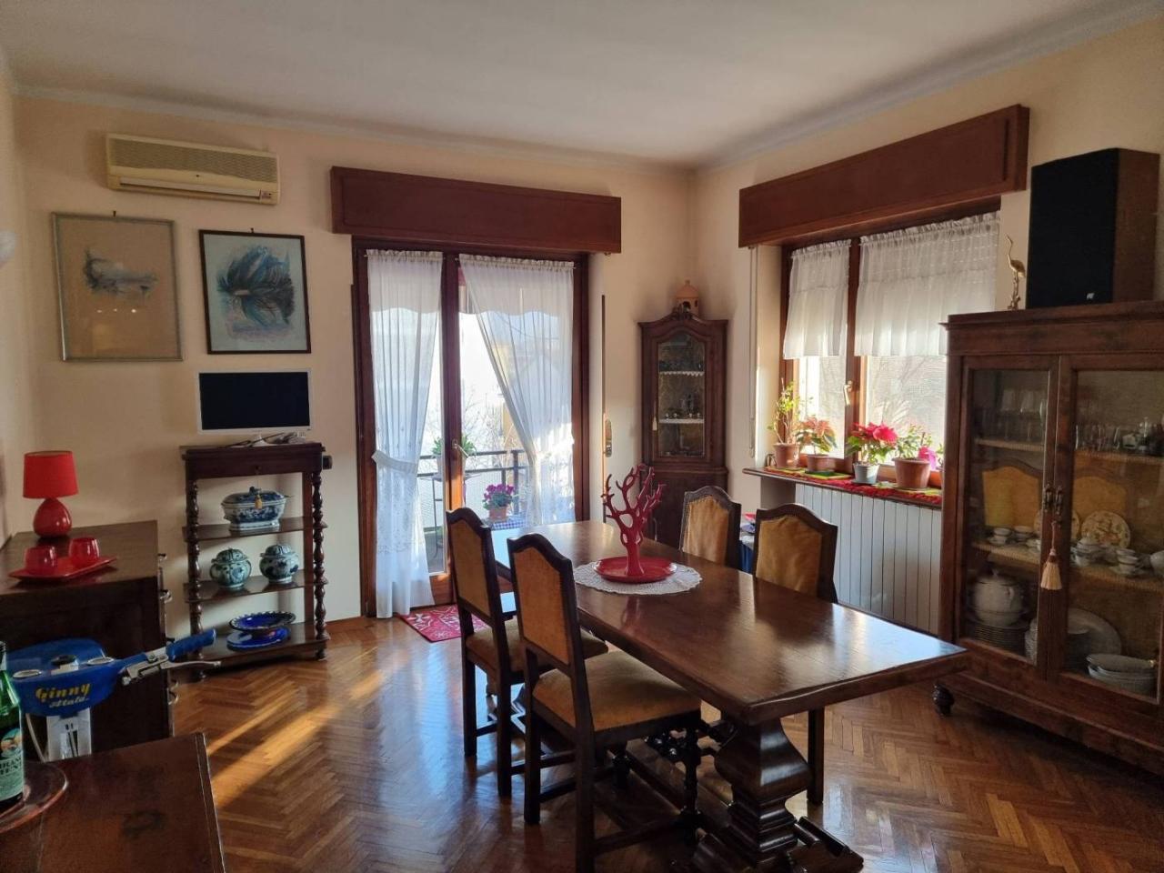 Квартира с 3 комнатами в Кремона, Италия № 70019