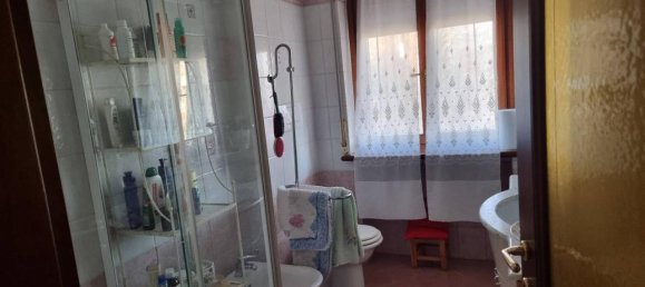 Квартира с 3 комнатами в Кремона, Италия № 70019 11