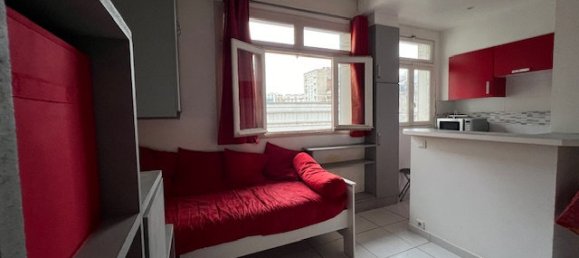Studio in Tours, France No. 47969 6
