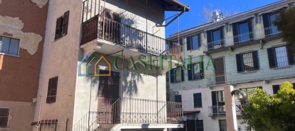 3 Schlafzimmer Haus in Ivrea, Italy, Nr. 163040 5