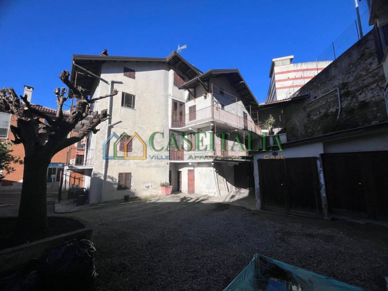 3 Schlafzimmer Haus in Ivrea, Italy, Nr. 163040